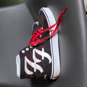 Foo Fighter Vans